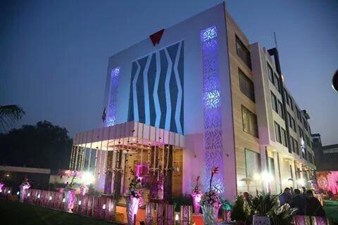 Wingston A Treehouse Hotel Goverdhan Radha Kund Exterior foto