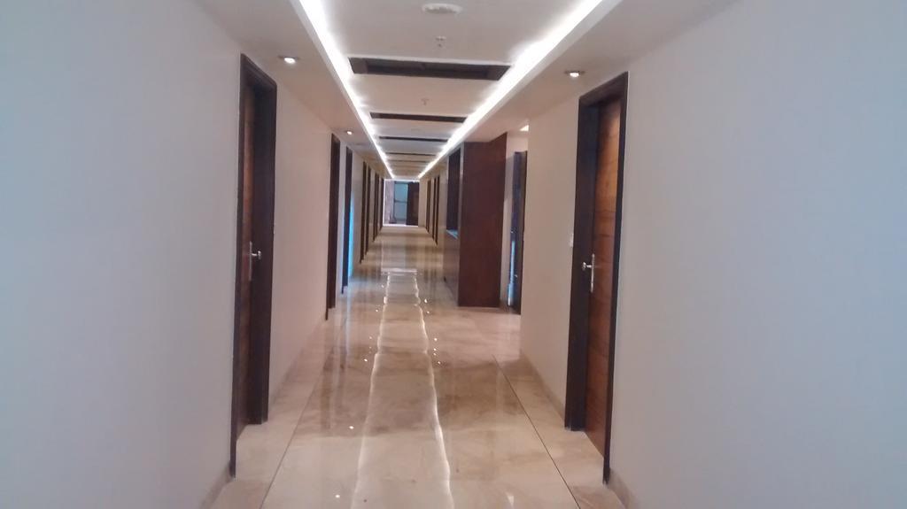 Wingston A Treehouse Hotel Goverdhan Radha Kund Exterior foto